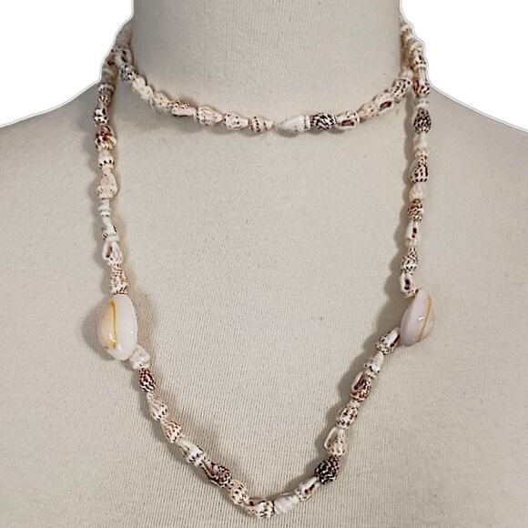 Vintage Hawaiian Necklace Cowrie Momi Shell Lei Strand Beachy Coastal  Tropical - Picture 8 of 15